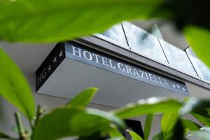 Фотография из галереи Hotel Graziella в Арма-ди-Таджа