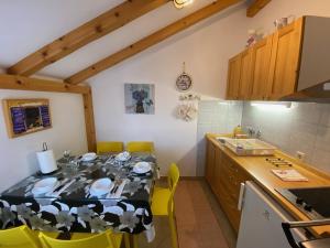 Kuchyň nebo kuchyňský kout v ubytování Apartment Sandra FREE PRIVATE PARKING