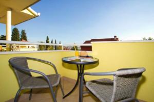 Balkón alebo terasa v ubytovaní Villa KRNIĆ- Solin, Split with a heated pool