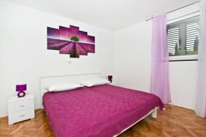 Posteľ alebo postele v izbe v ubytovaní Villa KRNIĆ- Solin, Split with a heated pool