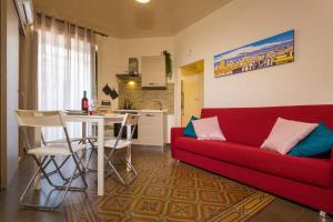 Kuchyňa alebo kuchynka v ubytovaní Siciliabedda Catania Holiday House