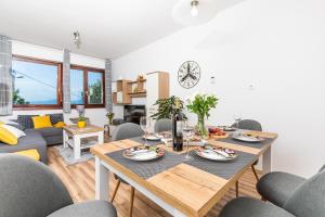 Φαγητό σε αυτό το διαμέρισμα ή κάπου εκεί κοντά