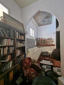 A biblioteca deste B&B
