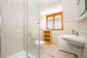 Fotografia z galérie ubytovania Apartment in Balatonmariafürdo 40858 v destinácii Balatonmáriafürdő