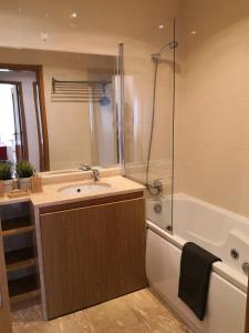 Bilik mandi di Algarve Dream View 2B flat