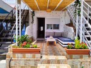 Balkón alebo terasa v ubytovaní Sea Sound Haraki apartment