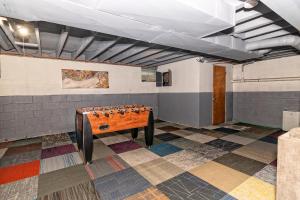 Un lugar para sentarse en Camelback Rd Rancher- On ONE ACRE & near attractions