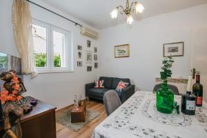 Atpūtas zona naktsmītnē Apartman Bagattino-Trogir near Old Town