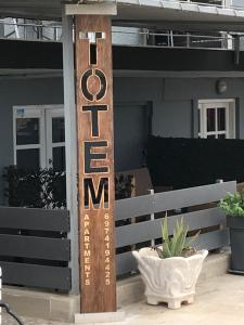 Fotografie z fotogalerie ubytování Totem Apartments v destinaci Nea Plagia