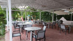 Εστιατόριο ή άλλο μέρος για φαγητό στο Stelios House