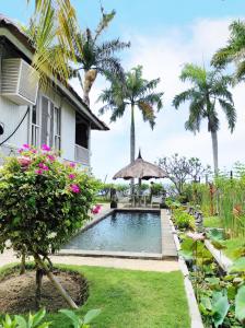 Taman di luar Villa Lumbung