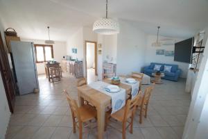 A kitchen or kitchenette at Villa da Luciana