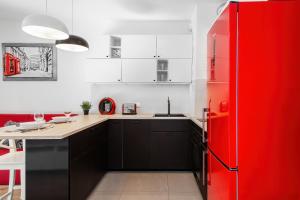 Kuchyňa alebo kuchynka v ubytovaní Apartment Warsaw Business Center by Noclegi Renters