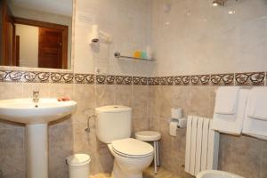 Koupelna v ubytování Hotel El Tilo