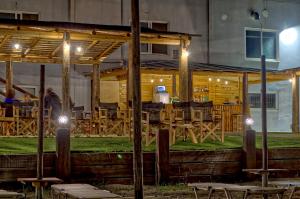 Fotografia z galérie ubytovania Epipleon Luxury Suites -104- Δωμάτιο 35τμ με βεράντα 35τμ μπροστά στη θάλασσα v destinácii Nafpaktos