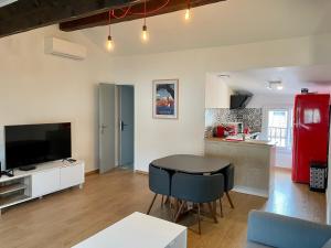 Кухня или мини-кухня в Appartement Prox Lycée Arago
