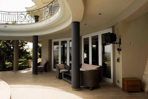 Posezení v ubytování Villa in Elassona-Βίλα στην Ελασσόνα