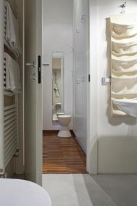 Ванная комната в La Canarina Bed & Breakfast