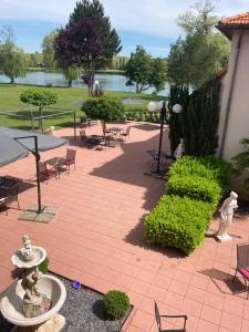 Zahrada ubytování Hotel Saint-Hubert