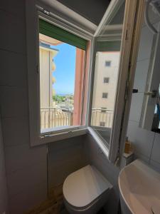 A bathroom at Karpa House