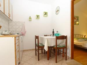 Kuchyň nebo kuchyňský kout v ubytování Apartments Klaudio 1318
