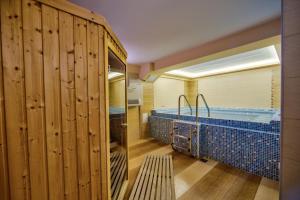 Imagine din galeria proprietății Hotel Ambient în Brașov