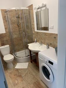 Kúpeľňa v ubytovaní Apartament Walczaka 15 MIEJSCE PARKINGOWE