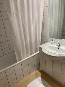 Koupelna v ubytování Hotel Saint-Hubert