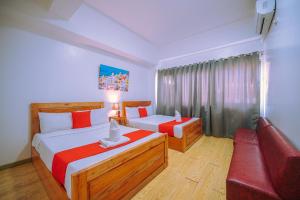 Rúm í herbergi á Cedar Peak Condominium by Tripsters Hub