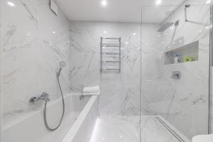 Kúpeľňa v ubytovaní Apartament Nowy Świat Centrum + 20 fotografií