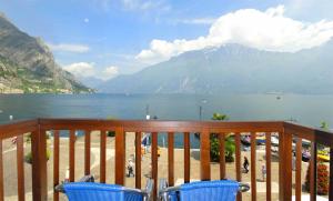Galeriebild der Unterkunft Hotel Sole - Limone in Limone sul Garda