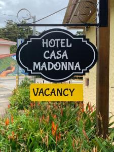 Foto dalla galleria di Hotel Casa Madonna a Monteverde Costa Rica