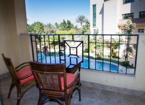 The swimming pool at or close to Swiss Inn Plaza Hotel