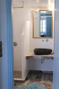 Koupelna v ubytování Filareti house Patmos
