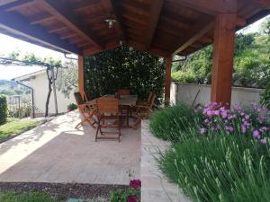 Zahrada ubytování La Casa Tra Gli Ulivi
