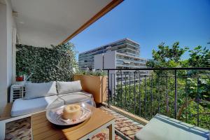 Balkon ili terasa u objektu Elisa - Traversant - Terrasse - Verrière Côte d'Azur