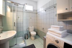 A bathroom at Irinis House Még 31 kép