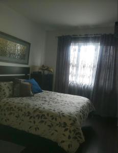 Postel nebo postele na pokoji v ubytování Le Champlain Condo-Hôtel + 26 fotografií