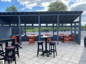 Restoran või mõni muu söögikoht majutusasutuses The Leitrim Inn and Blueway Lodge