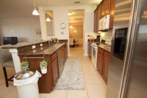 Shoreway Condo #231521