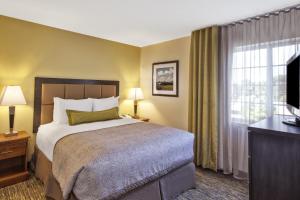 Gallery image of Candlewood Suites Indianapolis Airport, an IHG Hotel in Indianapolis