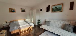 Postel nebo postele na pokoji v ubytování Villa Sveti Donat