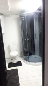 Koupelna v ubytování Глемпінг luxury