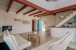 Posezení v ubytování Astarte Villas - Beach Villa Nout