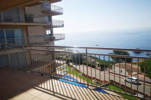 Fotografie z fotogalerie ubytování Magnífico apartamento con piscina y vistas al mar v destinaci Sant Feliu de Guixols