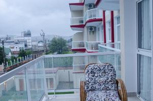 Un balcon sau o terasă la Hôtel MENABE'L