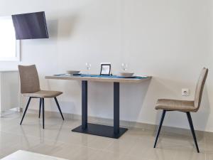 Fotografie z fotogalerie ubytování Epipleon Luxury Suites -102- Δωμάτιο 45τμ με βεράντα 35τμ μπροστά στη θάλασσα v destinaci Nafpaktos + 13 fotografií