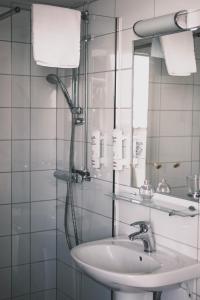 Koupelna v ubytování Skärgårdshotellet Hönö