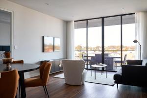 A seating area at Astina Suites, Penrith