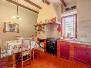 Η κουζίνα ή μικρή κουζίνα στο Holiday Home De la Cruz by Interhome